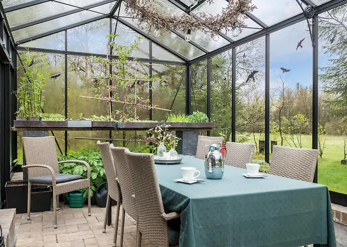 Gorgeous In With Kitchen